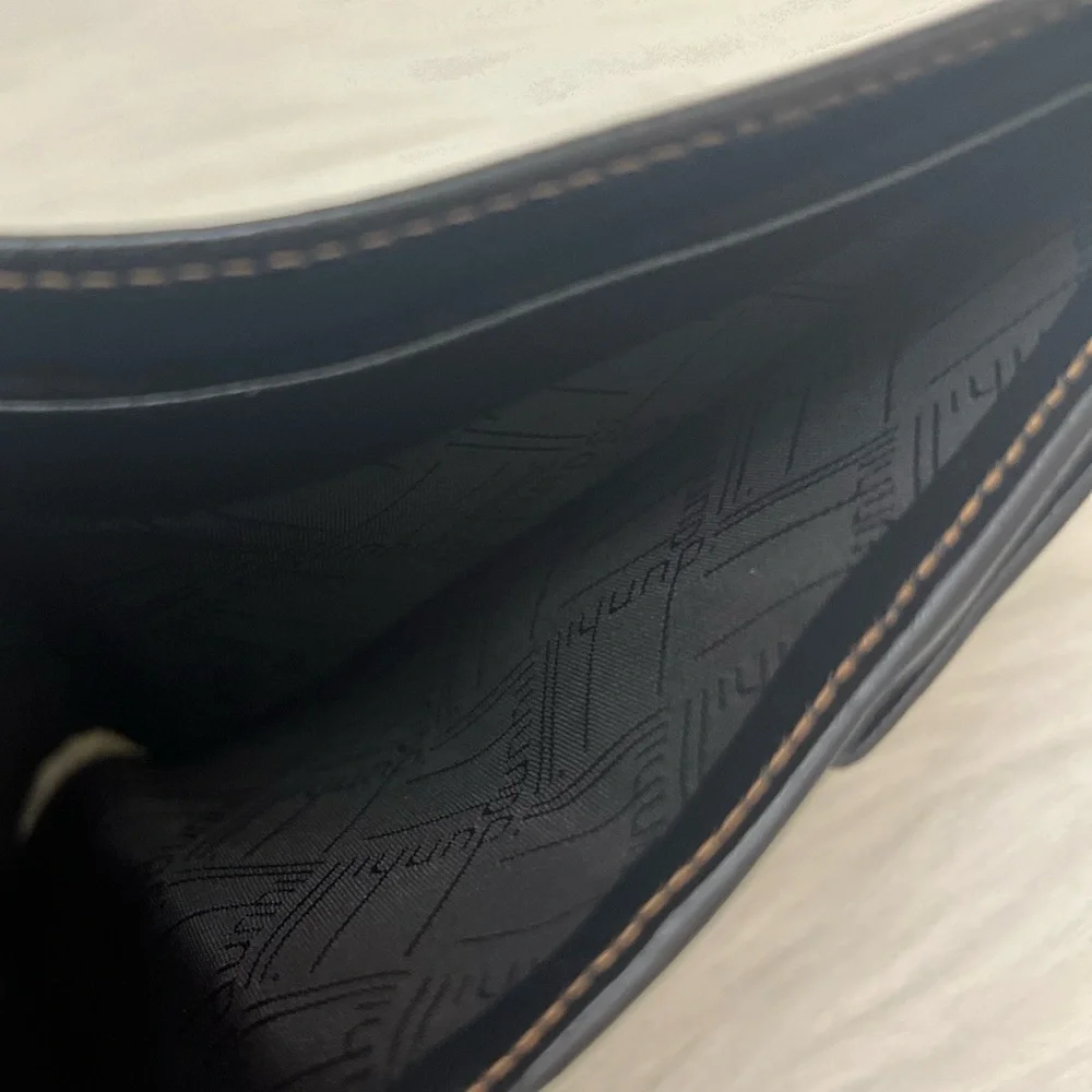 Dunhill bi fold